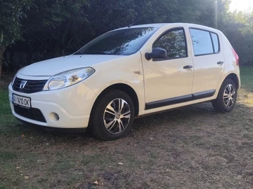 Авто Dacia Sandero 2010 № 7937690