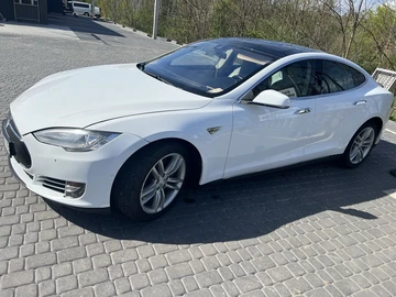 Авто Tesla Model S 2015 № 7937694