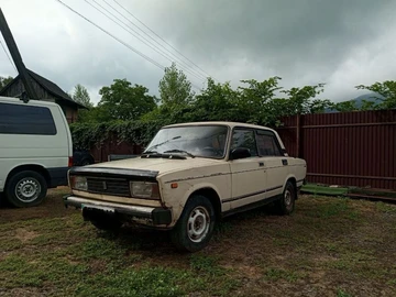 Авто ВАЗ 2105 1985 № 7937797