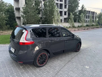 Авто Renault Scenic 2013 № 7937801