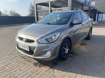 Авто Hyundai Accent 2017 № 7937904