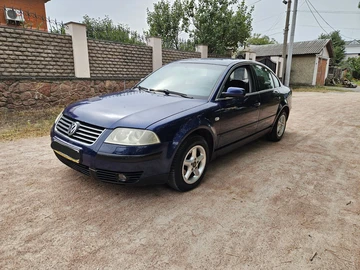 Авто Volkswagen Passat Sedan 2002 № 7938011