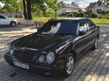 Авто Mercedes E Серия 2000 № 7938036
