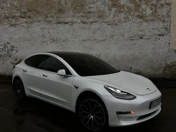 Авто Tesla Model 3 2020 № 7938097