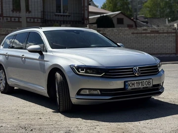 Авто Volkswagen Passat Variant 2015 № 7938099