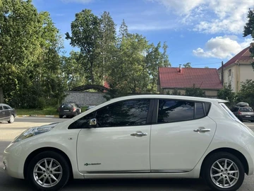 Авто Nissan Leaf 2016 № 7938110