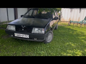 Авто ВАЗ 2109 1996 № 7938235