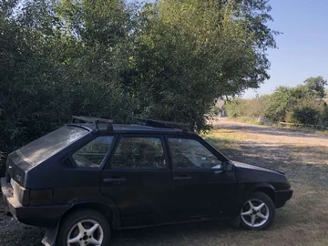 Авто ВАЗ 2109 1991 № 7938447