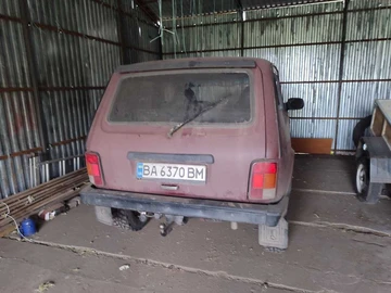 Авто ВАЗ 21213 1994 № 7938555