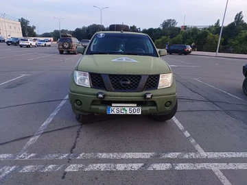 Авто Nissan Navara 2006 № 7938561
