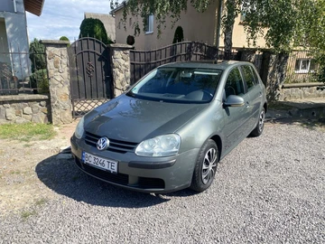 Авто Volkswagen Golf 2004 № 7938627
