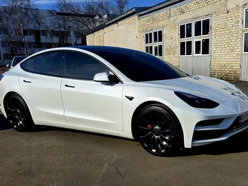 Авто Tesla Model 3 2021 № 7938743