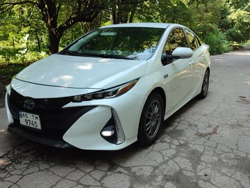Авто Toyota Prius 2021 № 7938789