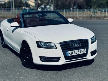 Авто Audi S5 2009 № 7938800