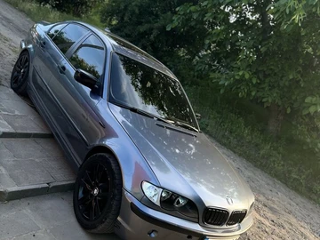 Авто BMW 3 Серия 2004 № 7938983