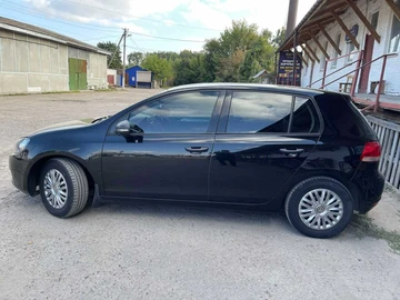 Авто Volkswagen Golf 2010 № 7939044