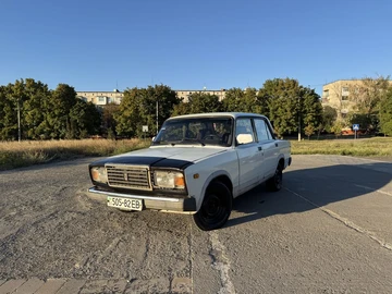 Авто ВАЗ 2107 1990 № 7939161
