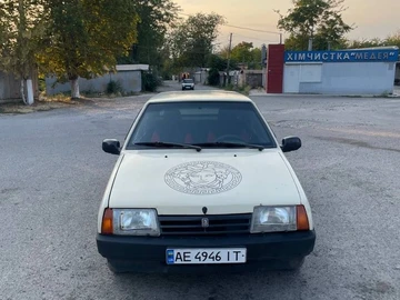 Авто ВАЗ 2109 1989 № 7939163