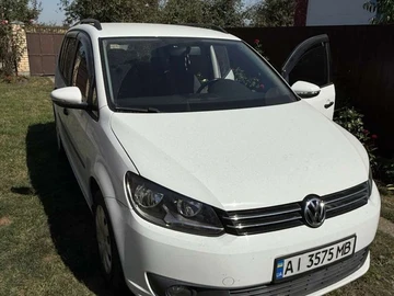 Авто Volkswagen Touran 2017 № 7939250