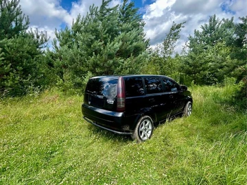 Авто Honda Hr-V 2000 № 7939279