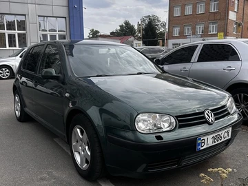 Авто Volkswagen Golf 2000 № 7939305
