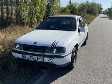 Авто Opel Vectra 1990 № 7939345