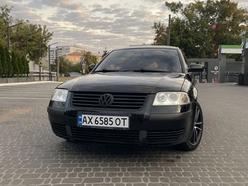 Авто Volkswagen Passat Sedan 2002 № 7939393