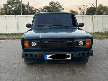 Авто ВАЗ 2107 2004 № 7939396