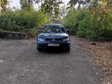 Авто Volkswagen Passat Variant 1999 № 7939471