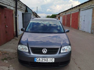 Авто Volkswagen Touran 2005 № 7939533
