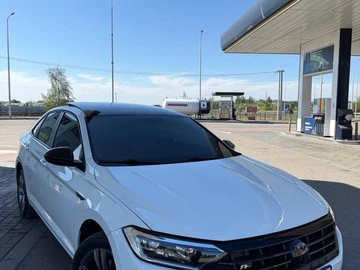 Авто Volkswagen Jetta 2019 № 7939550