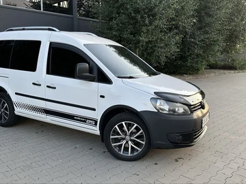 Авто Volkswagen Caddy 2013 № 7939625