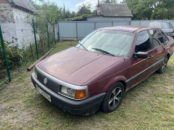 Авто Volkswagen Passat Sedan 1990 № 7939773