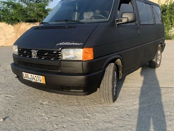 Авто Volkswagen Transporter 1993 № 7939807