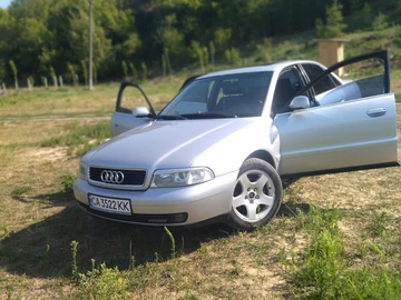 Авто Audi A4 2000 № 7939881