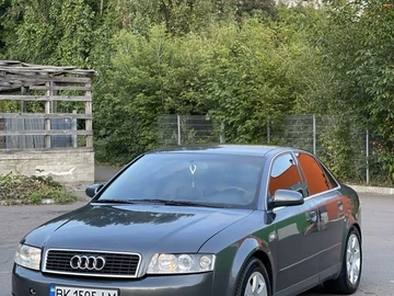 Авто Audi A4 2001 № 7940128