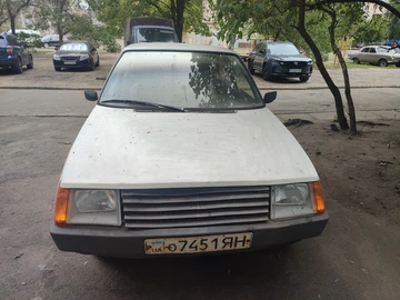 Авто ЗАЗ 1102 1992 № 7940232
