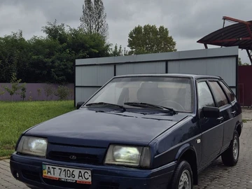 Авто ВАЗ 2109 1998 № 7940235