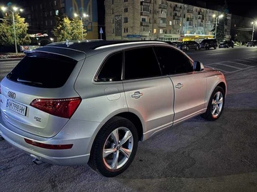 Авто Audi Q5 2012 № 7940241