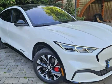 Авто Ford Mustang 2022 № 7940258