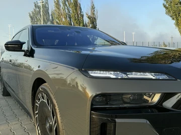Авто BMW 7 Серия 2023 № 7940298