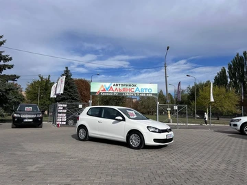 Авто Volkswagen Golf 2009 № 7940451
