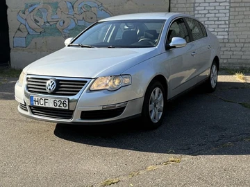 Авто Volkswagen Passat Sedan 2003 № 7940521
