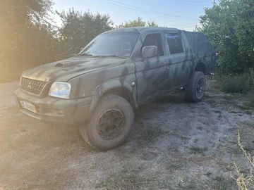 Авто Mitsubishi L 200 2003 № 7940540