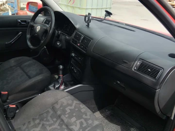 Авто Volkswagen Golf 1998 № 7940728