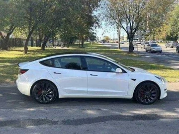 Авто Tesla Model 3 2021 № 7940752