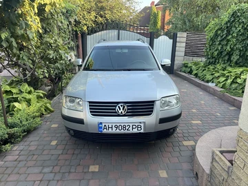 Авто Volkswagen Passat Variant 2004 № 7940759