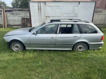 Авто BMW 5 Серия 2000 № 7940987