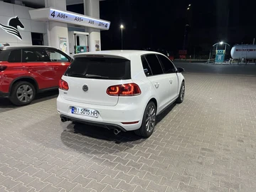 Авто Volkswagen Golf 2012 № 7941000