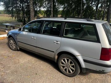 Авто Volkswagen Passat Variant 2000 № 7941023